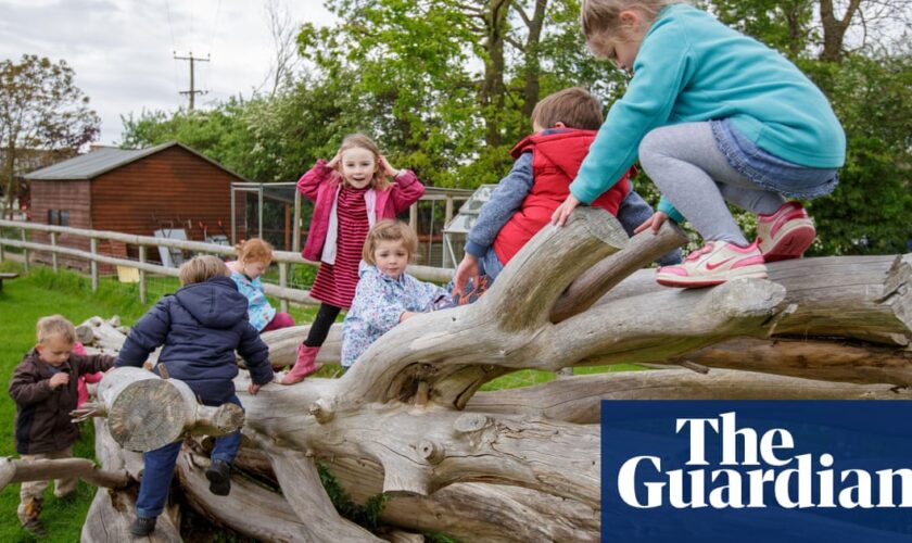 Girls play outside less than boys even at two years old, UK survey reveals