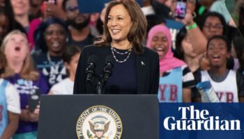 Harris campaigns in Philadelphia with promise to win presidential election