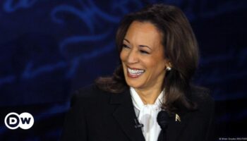 Harris seeks to lure winnable Republicans in Fox interview