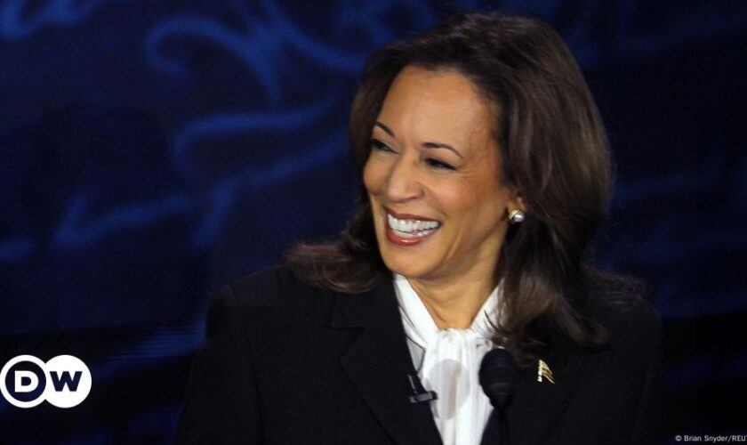 Harris seeks to lure winnable Republicans in Fox interview