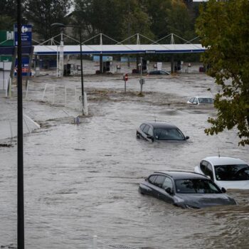 Heftige Regenfälle sorgen für Überschwemmungen in Frankreich