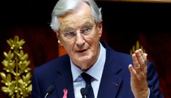 Impôts, économies: à l’Assemblée, les macronistes mettent Barnier sous pression