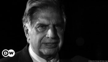 India: Industry leader Ratan Tata dies aged 86