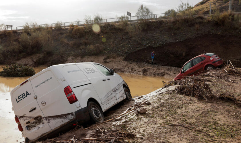 Inondations en Espagne : le bilan s’alourdit à 51 morts, « une situation sans précédent »