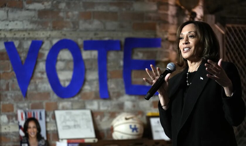 Kamala Harris intenta movilizar el voto afroamericano con la promesa de legalizar la marihuana