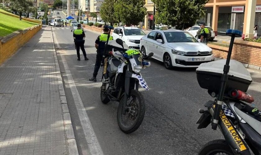 La DGT ultima la prohibición de los avisos entre conductores sobre controles de alcohol y drogas: «Falta encarrilarlo jurídicamente»