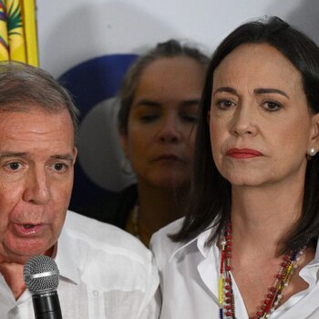 La doble negativa socialista: no quisieron reconocer a Edmundo González como presidente electo de Venezuela y tampoco han apoyado su candidatura con María Corina para el Sajarov