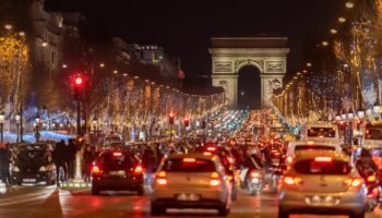 La mairie de Paris publie un arrêté instaurant dès lundi une zone à trafic limité dans l'hypercentre de la capitale