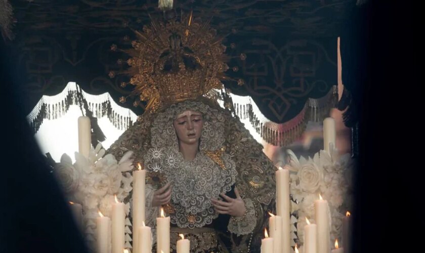 La marcha de Gámez Laserna para la Virgen de la Estrella que termina a ritmo de vals