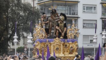 Las Cigarreras barajó el Rectorado y otras doce iglesias para su salida del Jueves Santo