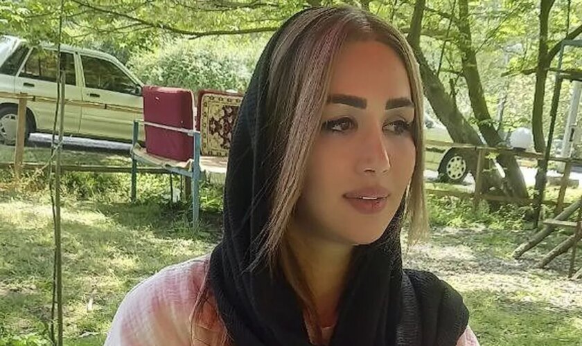 Las dos periodistas iraníes que desvelaron la muerte de Mahsa Amini bajo custodia policial deberán cumplir 5 años de prisión