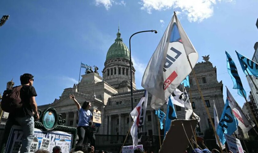 Las universidades argentinas, en pie de guerra contra la motosierra de Milei