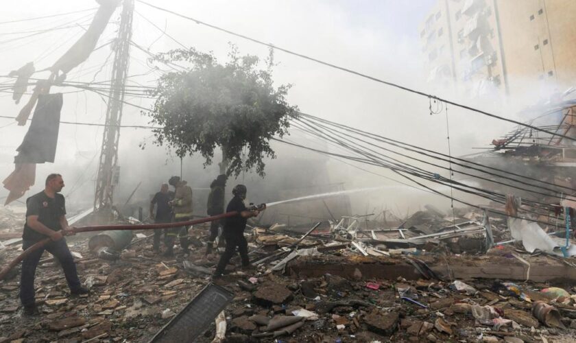 «Le retour aux habitudes de la guerre civile»: minée par la peur et les réflexes communautaires, Beyrouth se barricade