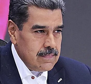 Maduro defiende su Navidad en pleno octubre: "Sois unos imbéciles mercenarios"