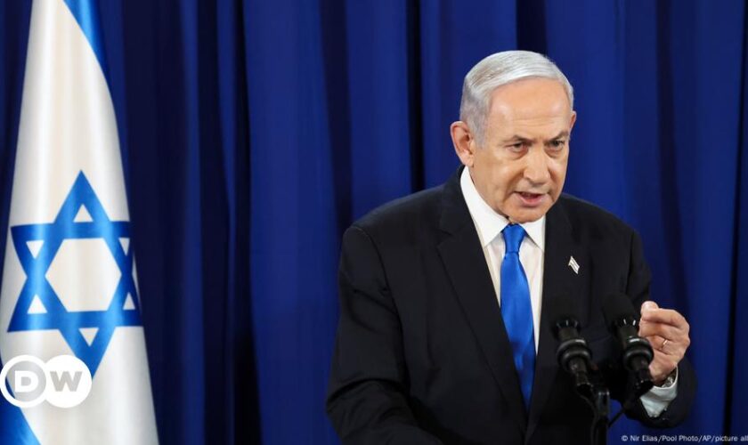 Middle East: Netanyahu warns of Hezbollah's 'grave mistake'