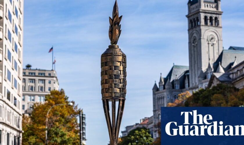 Mystery artist leaves neo-Nazi tiki torch ‘tribute’ to Trump near White House