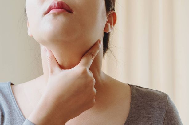 NHS symptoms of thyroid cancer which affects 1 in 20 but takes years to diagnose