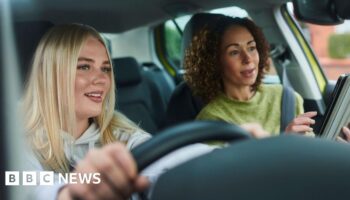 New young drivers should not carry under-21s as passengers, says AA