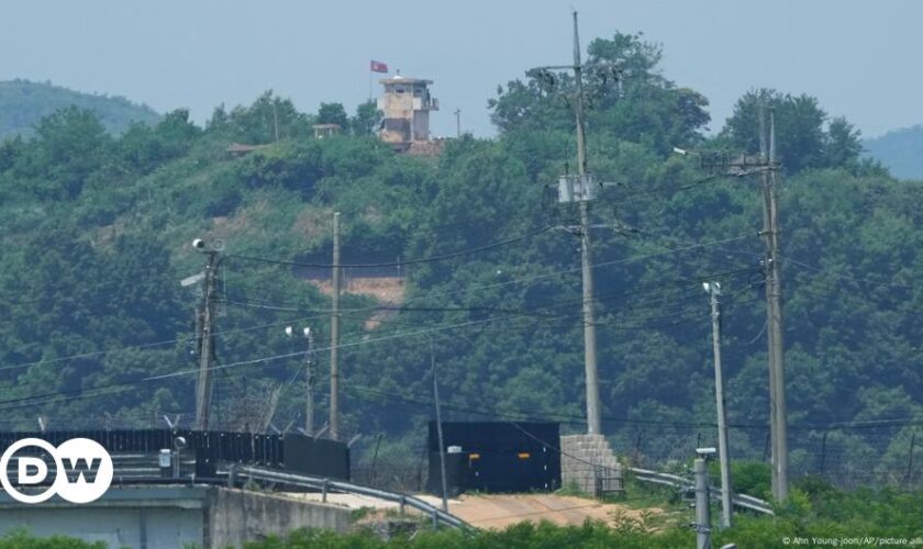 North Korea vows to block and fortify border with South