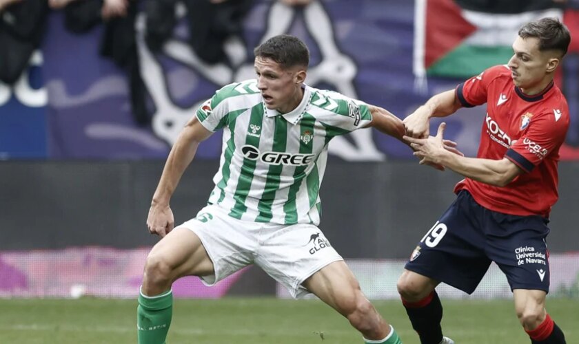 Osasuna - Betis, las notas de los jugadores: golpe de entrenador y reacción del grupo