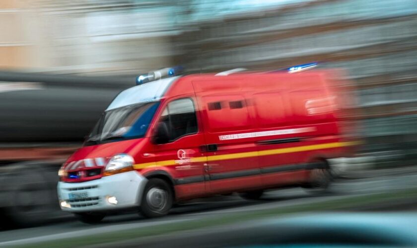 Paris : un automobiliste écrase un cycliste suite à une altercation