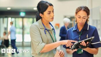 Patients to get full access to medical records on NHS App