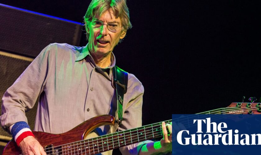 Phil Lesh, bassist for the Grateful Dead, dies at 84