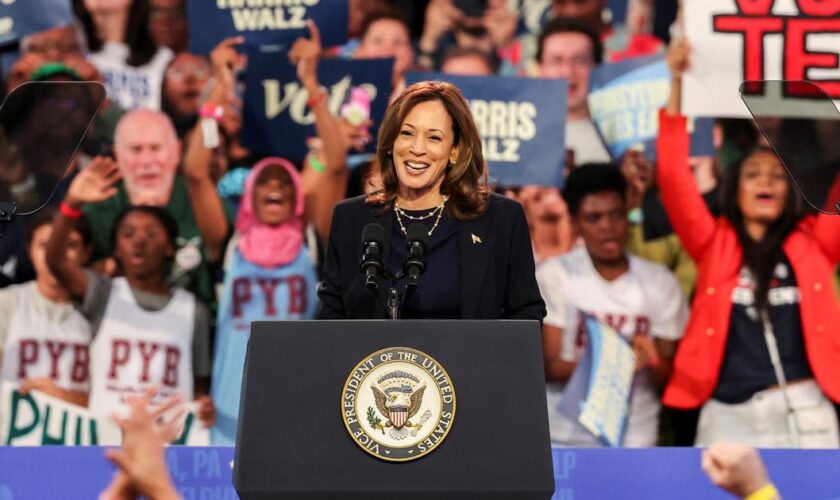 Présidentielle américaine : Harris en campagne dans chaque quartier de Philadelphie