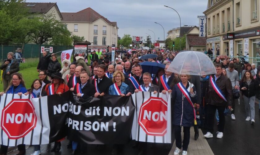 Projet de prison à Noiseau : le département du Val-de-Marne lance sa guérilla juridique