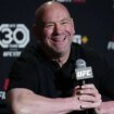 Quién es Dana White, el que entrega el cinturón al ganador del combate