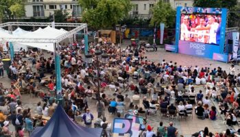 « Renouer avec l’ambiance des JO » : et si les fan-zones des arrondissements de Paris faisaient leur retour ?