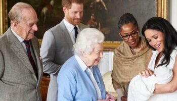 Royal baby : l’attendrissante photo d’Archie et de la reine Elizabeth II