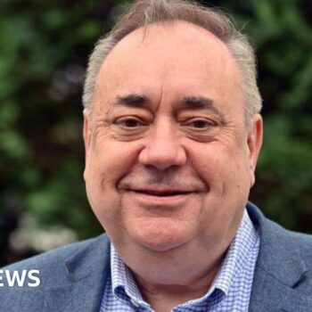 Salmond's body to be brought home on private flight