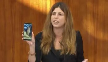 Todos miran a la ministra de Sanidad: la guerra en Más Madrid por Errejón deja a Mónica García en una situación límite