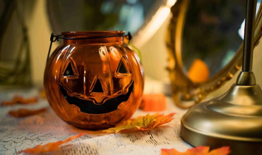 Transforma tu hogar con estas diez ideas creativas de decoración en Halloween