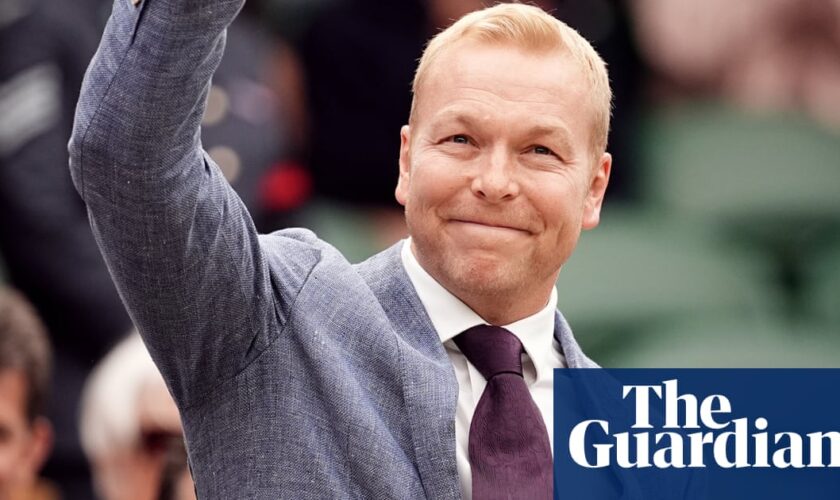 Tributes pour in for Chris Hoy after terminal cancer diagnosis