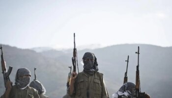 Turquía bombardea posiciones del PKK en Irak y Siria tras el atentado cerca de Ankara que ha dejado cinco muertos