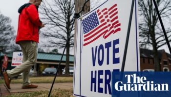 US judge bars Alabama from purging thousands of voters before election