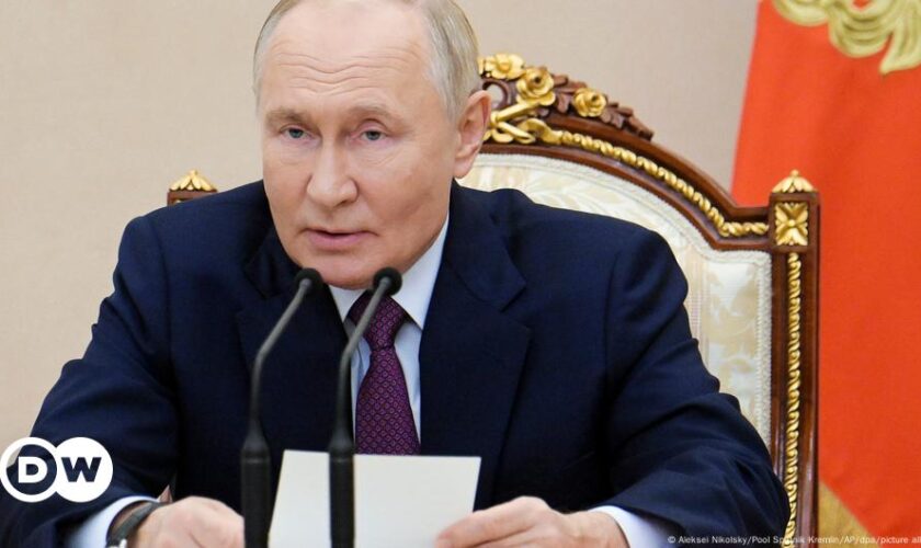 Ukraine updates: Putin warns against long-range arms use