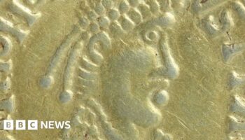 'Unusual' Anglo-Saxon replica of Roman coin found