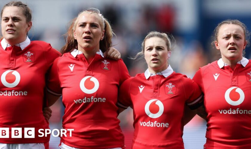 Natalia John, Georgia Evans, Keira Bevan and Lleucu George line up for Wales