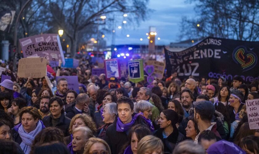 Yolanda Díaz atribuye la dimisión por "machismo" de Errejón a la investigación de Sumar y el PP le responde: "Ya tiene a su Ábalos"