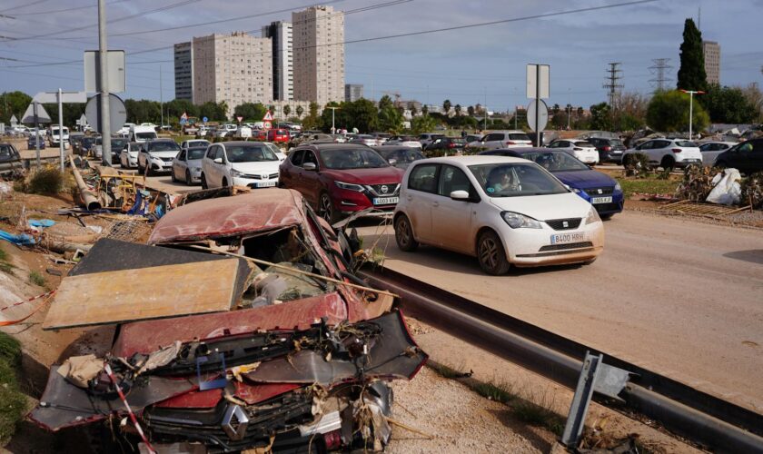 Inondations en Espagne : ce qui est prévu pour les Français coincés à cause des intempéries