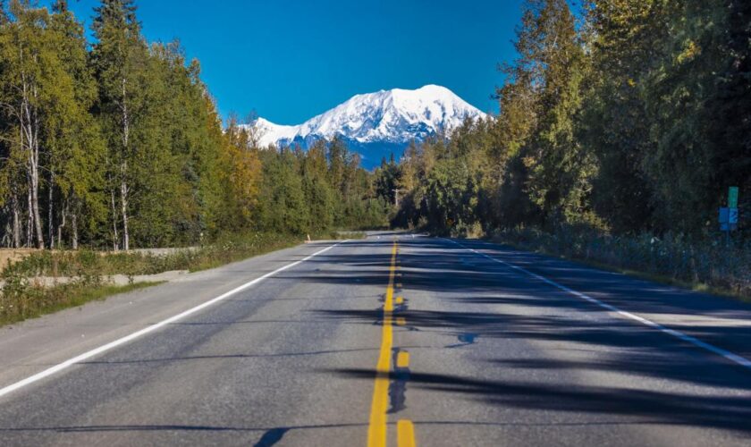 So spektakulär ist ein Alaska-Roadtrip im Herbst