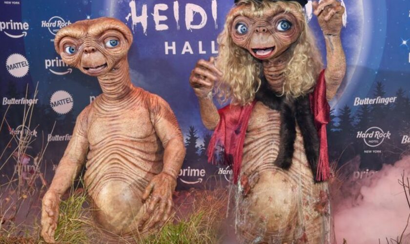 Will vielleicht nach Hause telefonieren: Heidi Klum als E.T. Foto: Evan Agostini/Invision/AP/dpa