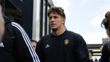 Le rugbyman Oscar Jegou, toujours inculpé pour viol aggravé en Argentine, de retour sur le terrain à La Rochelle ce samedi