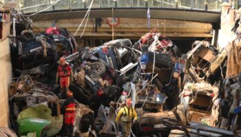 Spain floods latest: Deaths soar over 200 in Valencia amid fresh fears of flooding and new rain alert issued