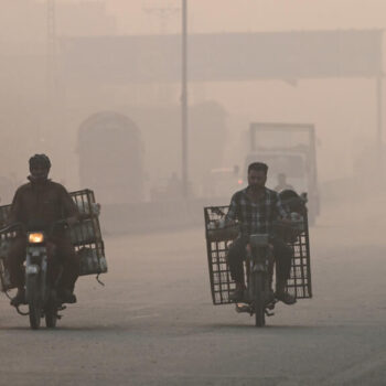 Pakistan : record de pollution à Lahore, plus de 40 fois supérieur au niveau acceptable de l'OMS