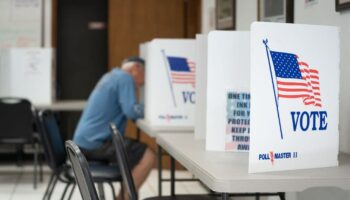 Republicans outpacing Democrats in North Carolina early voting, data shows