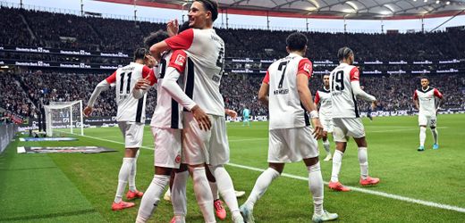 Fußball-Bundesliga: Eintracht Frankfurt schießt VfL Bochum 7:2 ab, Holstein Kiel holt ersten Sieg